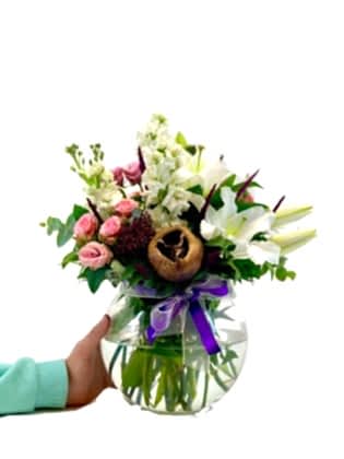 Akvaryumda Pembe Çardak & Lilyum & Şebboy Aranjman