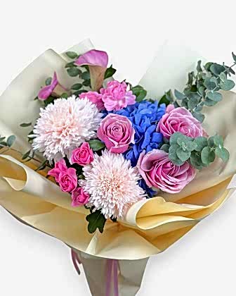 Azure Harmony – Pastel Buket