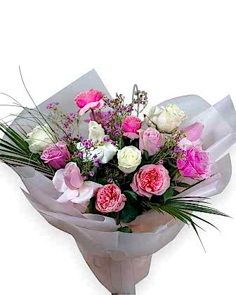Rosy Whisper – Pembe & Beyaz Gül Buketi